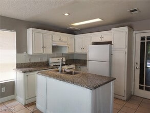 1920 Turtlerock St in Las Vegas, NV - Building Photo - Building Photo