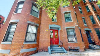 88 Hammond St, Unit 4M in Boston, MA - Building Photo