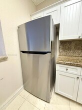 801 NE 199th St in Miami, FL - Building Photo - Building Photo