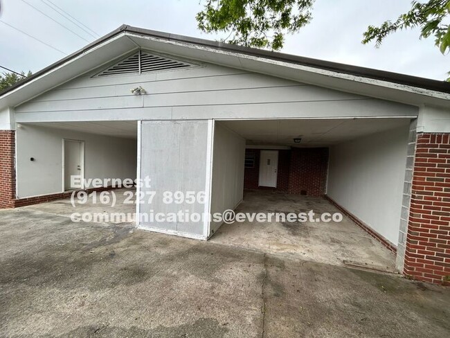 421 Caffee St in Bessemer, AL - Building Photo - Building Photo