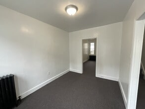 650 W College Ave in York, PA - Building Photo - Building Photo