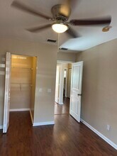 5409 Eastbay Dr in Greenacres, FL - Building Photo - Building Photo
