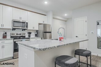 1650 Harris Hill Rd, Unit 06-6306 in San Marcos, TX - Foto de edificio - Building Photo