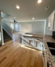 1734 W Broadway Pl in Rogers, AR - Building Photo - Building Photo