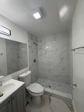 909 N F St, Unit 2 in Lake Worth Beach, FL - Building Photo - Building Photo