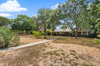 115 Park Dr in San Antonio, TX - Building Photo - Building Photo