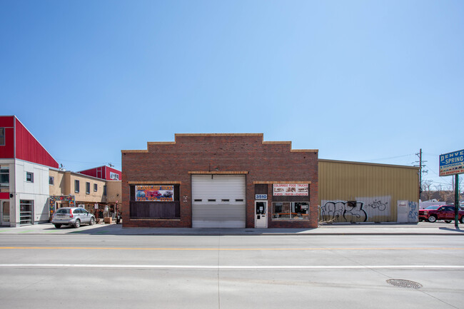 3510 Brighton Blvd in Denver, CO - Foto de edificio - Building Photo