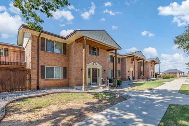Villa Gardens Apartments