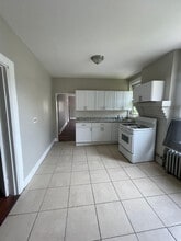 18 Atlantic St, Unit 2 in Elizabeth, NJ - Building Photo - Building Photo
