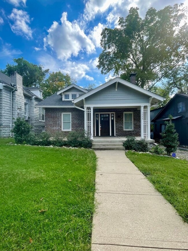 property at 1509 Ashwood Ave