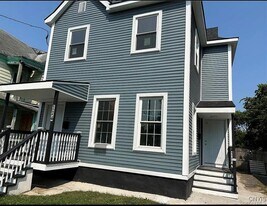 114 Fitch St in Syracuse, NY - Building Photo