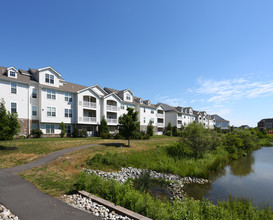 Meridian Crossing Apartment Homes in Bear, DE - Foto de edificio - Building Photo