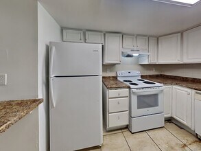 2549 S Oak Ave in Sanford, FL - Building Photo - Building Photo
