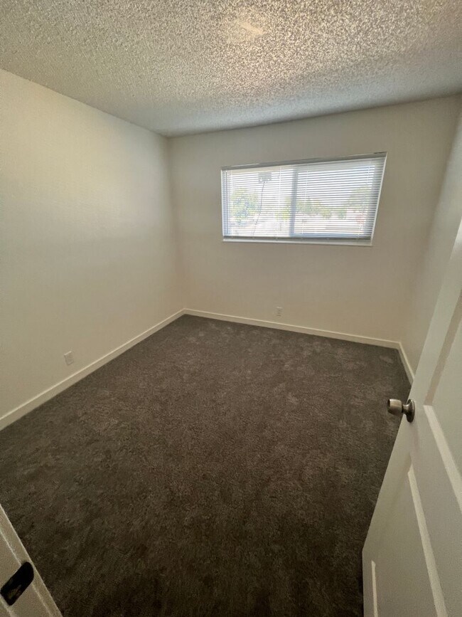141 Woodbury Cir in Vacaville, CA - Building Photo - Building Photo