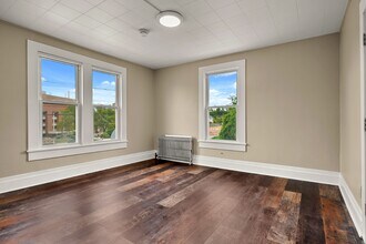 334 1st St, Unit 2nd Floor in Pittsfield, MA - Building Photo - Building Photo