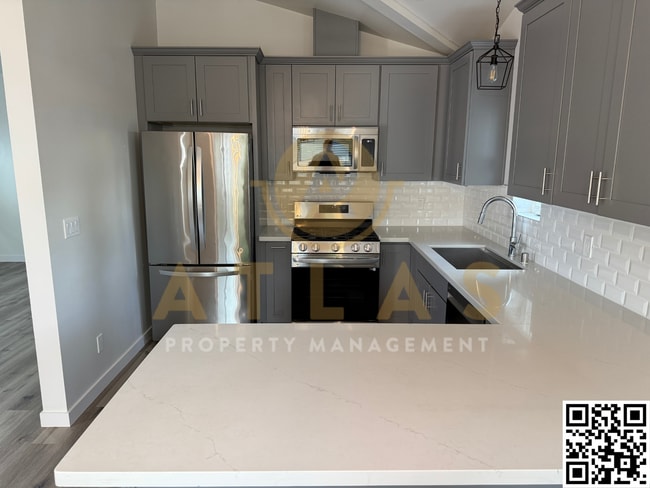 2581 Utah St in Napa, CA - Building Photo - Building Photo