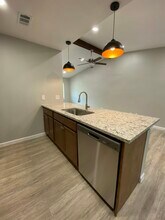 1001 Paula Dr in Arlington, TX - Building Photo - Building Photo