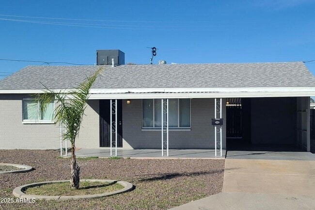 property at 11334 W Duluth Ave