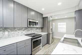 14571 Misty Meadow Ln in Houston, TX - Building Photo - Building Photo