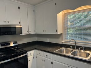 2703 Byerly Dr N in Wilson, NC - Foto de edificio - Building Photo