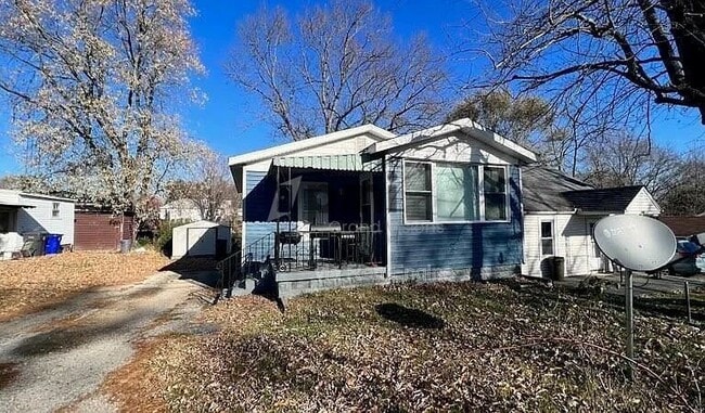 property at 3604 E Hardy St