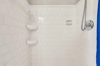 5338 Anchor Ct in Fairfax, VA - Foto de edificio - Building Photo