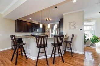 415 N President St in Wheaton, IL - Building Photo - Building Photo