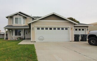 4613 Moline Ln in Pasco, WA - Building Photo