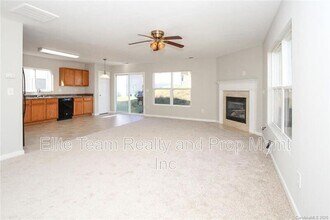 10816 Carstairs St in Charlotte, NC - Building Photo - Building Photo