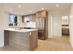 10828-1139A 139a St in Surrey, BC - Building Photo - Building Photo