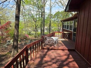 127 Shorthaven Ln in Fairfield Bay, AR - Building Photo - Building Photo