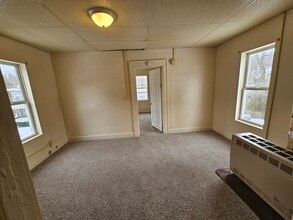 628-630 Brandon St in Morgantown, WV - Foto de edificio - Building Photo