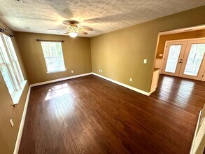 5518 Thompson Dr in Gloucester, VA - Building Photo - Building Photo