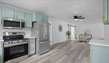 814 Hall St in Melbourne, FL - Building Photo - Building Photo