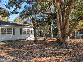 220 2nd Way in Interlachen, FL - Building Photo - Building Photo