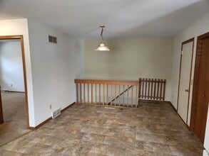 500-504 Kings Lynn Rd in Stoughton, WI - Building Photo - Building Photo