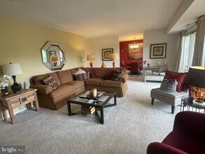 6028 Hunt Ridge Rd-Unit -TERRACE in Baltimore, MD - Building Photo - Building Photo