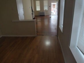 1915 E Tioga St in Philadelphia, PA - Building Photo - Building Photo