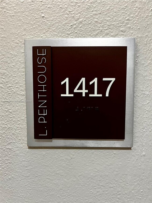 10 Aragon Ave, Unit 1417 in Miami, FL - Building Photo - Building Photo