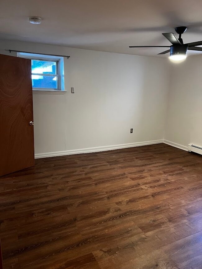 82 Chestnut St, Unit B in Chelsea, MA - Foto de edificio - Building Photo