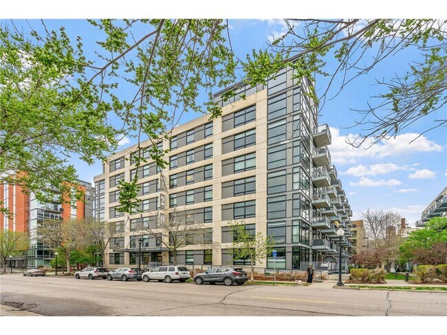 property at 720 N 4th St