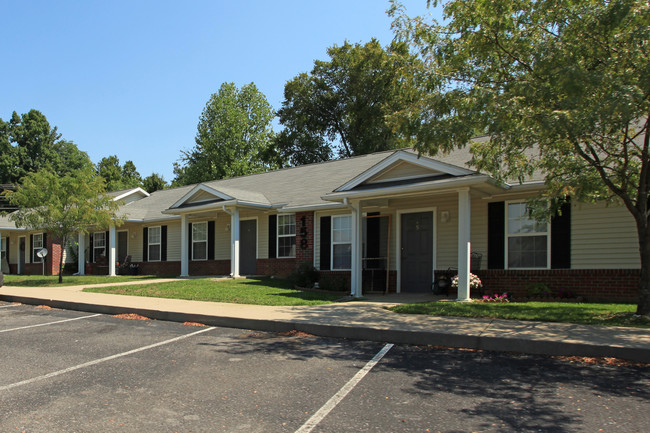 Lakeview Station in Shepherdsville, KY - Foto de edificio - Building Photo