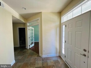 3152 Yeager Dr in Herndon, VA - Building Photo - Building Photo