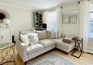 4 Derne St in Boston, MA - Building Photo - Building Photo