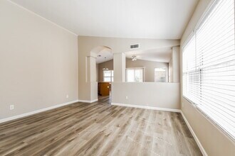 3034 W Melinda Ln in Phoenix, AZ - Building Photo - Building Photo
