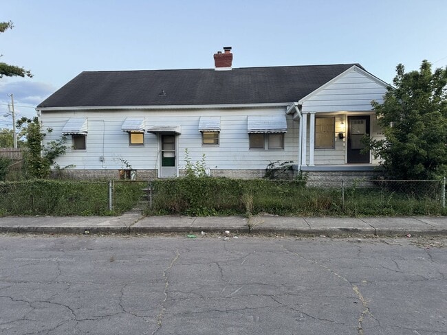 property at 2801 E 16th St