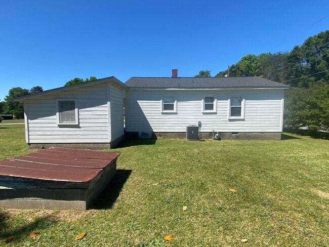 property at 106 Immanuel Church Rd