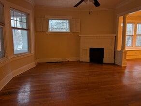 3160 Meadowbrook Blvd in Cleveland Heights, OH - Building Photo - Building Photo