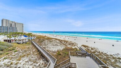 7205 Thomas Dr in Panama City Beach, FL - Building Photo - Building Photo