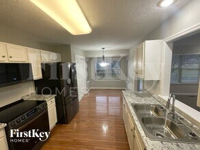 5416 Shady Meadows Dr, Unit 12 in Hamilton, OH - Building Photo - Building Photo